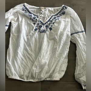 White detailed long sleeve